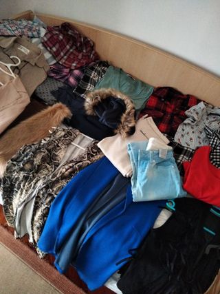 Lote Ropa Mujer Beige y Azul