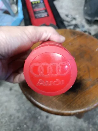 Porta bombillas Audi