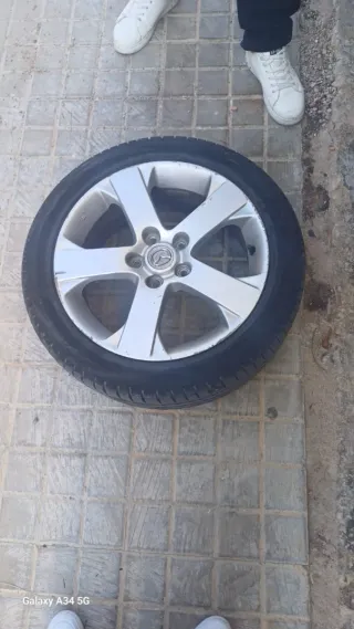  Llantas Mazda radio 17