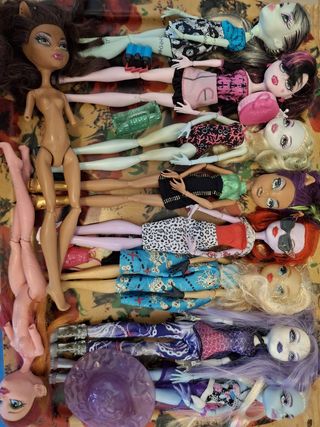 Lote de Muñecas Monster High