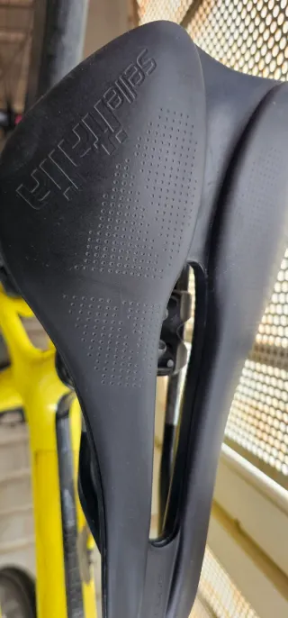 Bicicleta BH Carbono T47