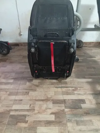 Asiento de coche negro Peugeot 307