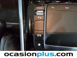 Mercedes-Benz GLA 180 100 kW (136 CV)
