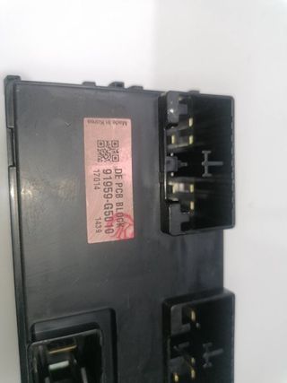 CAJA RELES / FUSIBLES KIA NIRO (7)