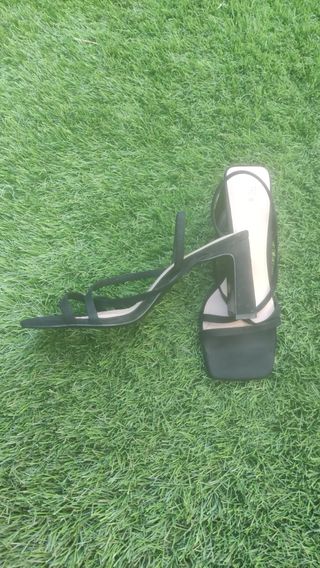 Sandalias H&M Tacón Bloque Negro
