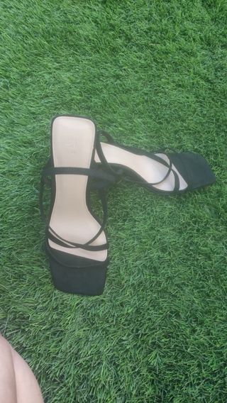 Sandalias H&M Tacón Bloque Negro