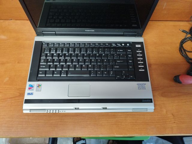 Ordenador Toshiba Satellite M70-165 Negro