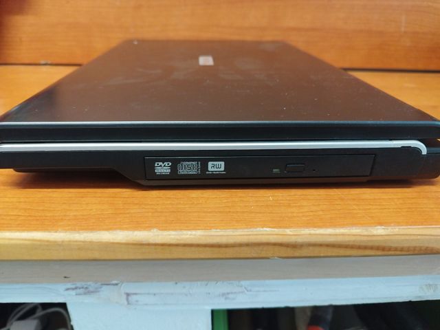 Ordenador Toshiba Satellite M70-165 Negro