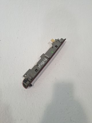 LUZ CENTRAL DE FRENO RENAULT MEGANE III BERLINA 5 P (2)