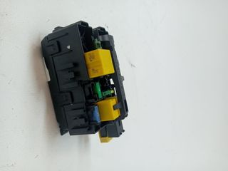 CAJA RELES / FUSIBLES PEUGEOT 308 (10)