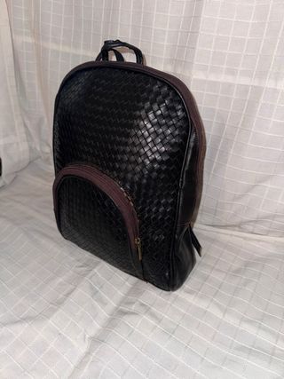 Mochila cuero unisex tejida
