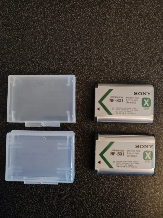 2 batterie Sony NP-BX1 Batteria 1240 mAh