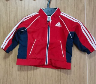 Chaqueta Adidas bebé roja y azul