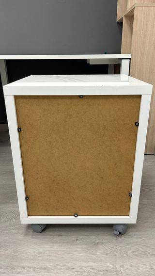 Cajonera oficina blanca con ruedas y llave