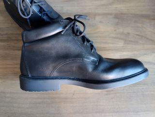 Botas Robusta Piel y Gore-Tex Negras