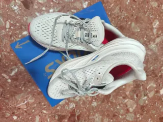 Zapatillas Brooks Talla 40 Gris/beige