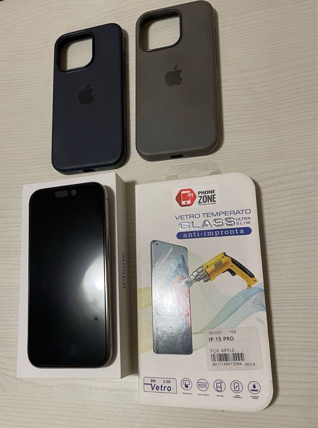 iPhone 15 Pro Argento