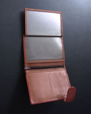 Cartera billetera de cuero marrón