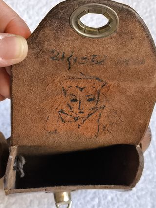 2 CUSTODIE IN PELLE VINTAGE PER FOTOCAMERE, BINOCOLI?