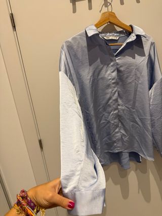 Camisa satinada Zara azul