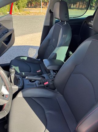 SEAT LEON  UNICO DUEÑO-PERFECTO ESTADO