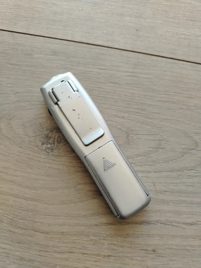 Mini Radio FM con Linterna