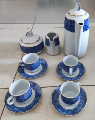 Juego Café o Té porcelana fina Bohemia 11 piezas.
