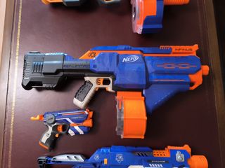 Nerf Lanza Dardos Elite + 10 Dardos