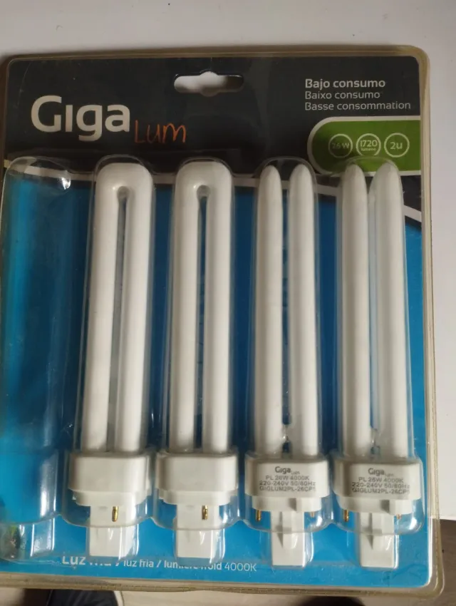4 Bombillas Giga Lum Bajo Consumo 26W