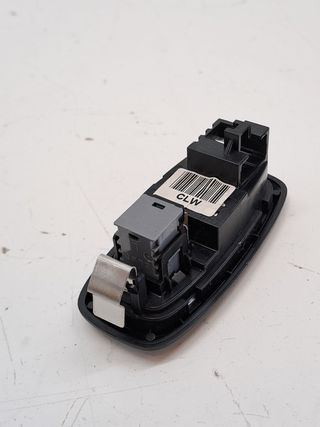 LUZ INTERIOR KIA CEED SPORTSWAGON (2)