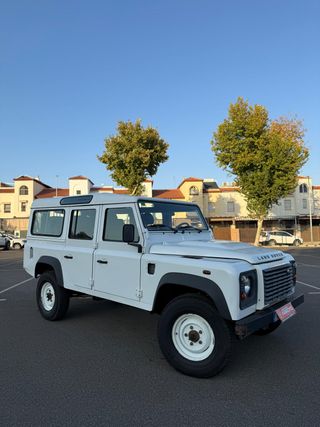 LAND ROVER DEFENDER 2012