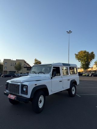LAND ROVER DEFENDER 2012