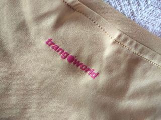 Camiseta técnica mujer Trango World beige