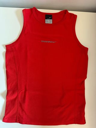 Camiseta Nike Training Mujer Roja.
