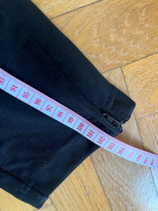 Pantalón Adidas Negro estilo fútbol