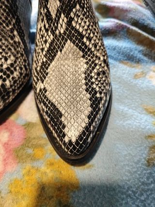 Stivali eco pelle pitonati n.38