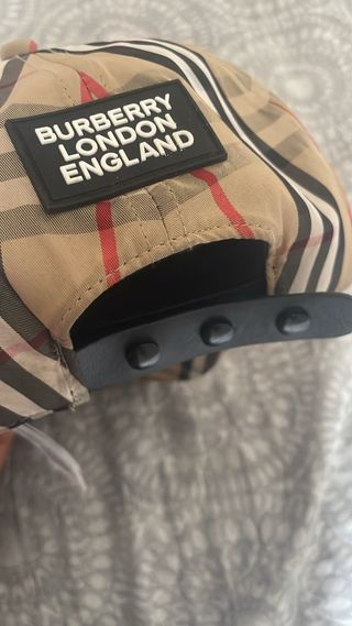 Gorra Burbery Clásica Check