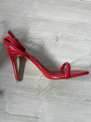 Sandalias Mango tacón rojo cocodrilo