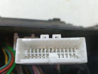 CAJA RELES / FUSIBLES NISSAN QASHQAI (J10) (6)