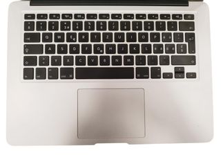 MACBOOK AIR 6.2 CORE I5 1.3 GHZ 4GB RAM 128GB + CARGADOR
