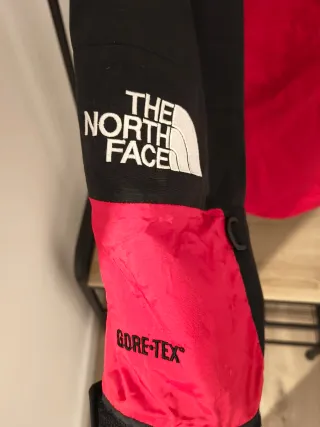 Chaqueta The North Face GORE TEX Roja/Negra