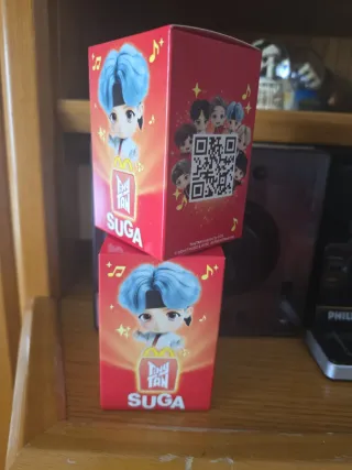 Caja TinyTAN McDonald's SUGA