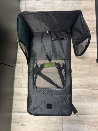 Transportín para mascotas verde y negro