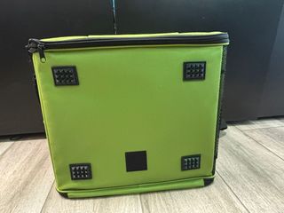 Transportín para mascotas verde y negro
