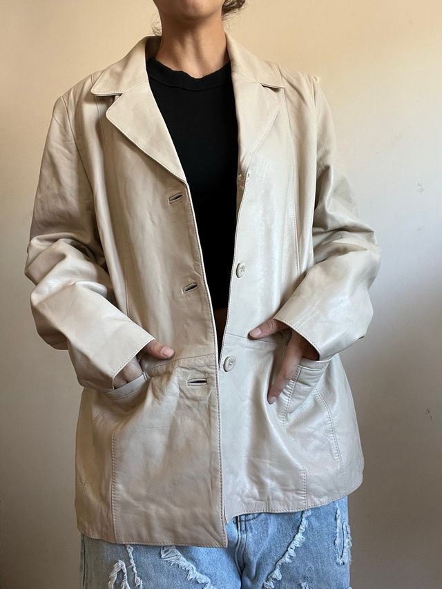 Chaqueta de piel tipo americana beige