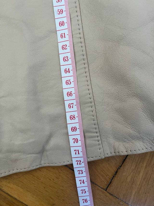 Chaqueta de piel tipo americana beige