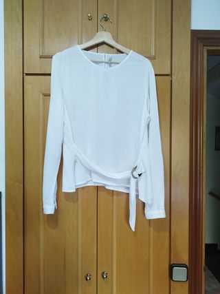 Blusa Stradivarius blanca talla S