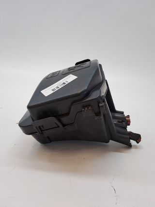 CAJA RELES / FUSIBLES DACIA DOKKER