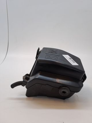 CAJA RELES / FUSIBLES DACIA DOKKER