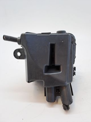 CAJA RELES / FUSIBLES DACIA DOKKER